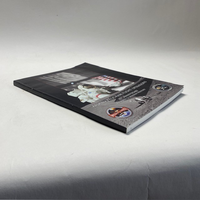 Apollo Program Flight Operations 35th Anniversary Reunion Mission History Book