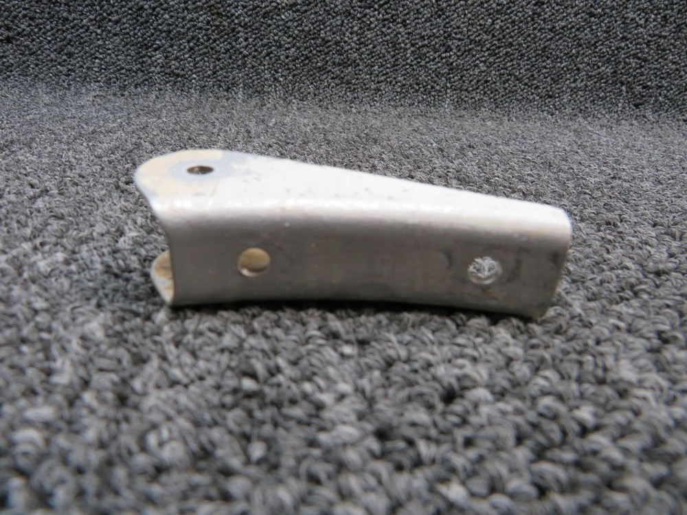 0523918 Cessna Bracket Flap Control