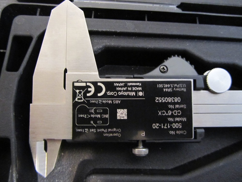 Mitutoyo 500-171-20 CD-6"CX Absolute Digimatic Calipers