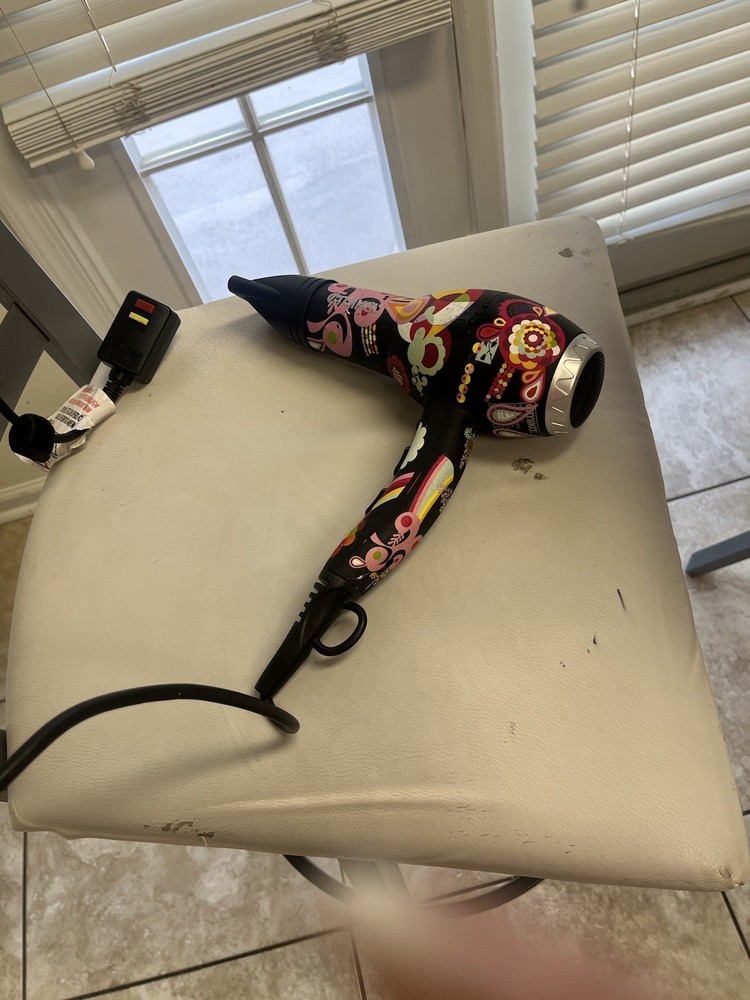 Amiko Blow Dryer