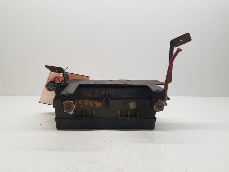 Fuse Box Engine Fits 00-01 Jeep Cherokee OEM