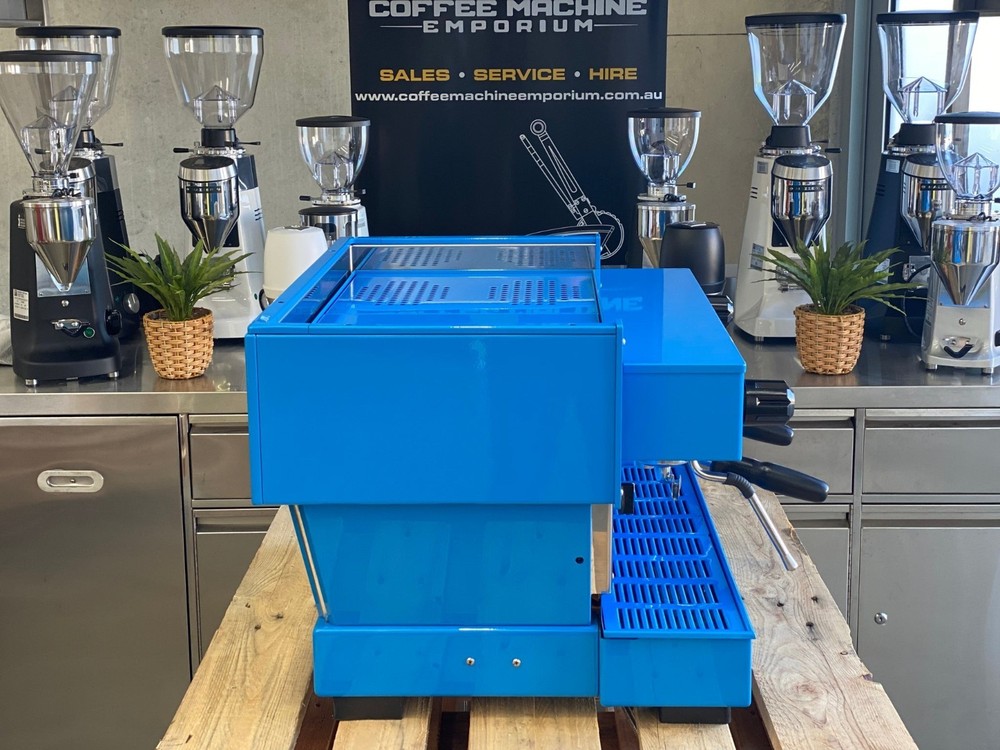 La Marzocco Linea Classic AV 2 Group Espresso Coffee Machine - Bionic Blue