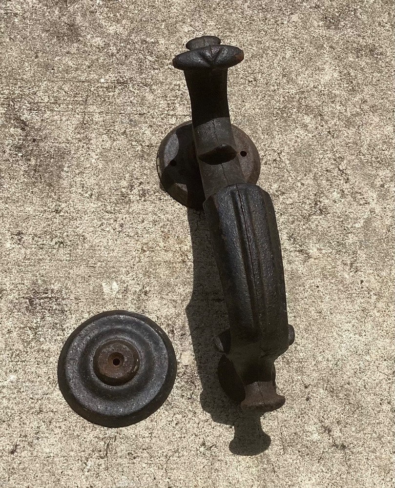Very Nice Antique DOOR KNOCKER