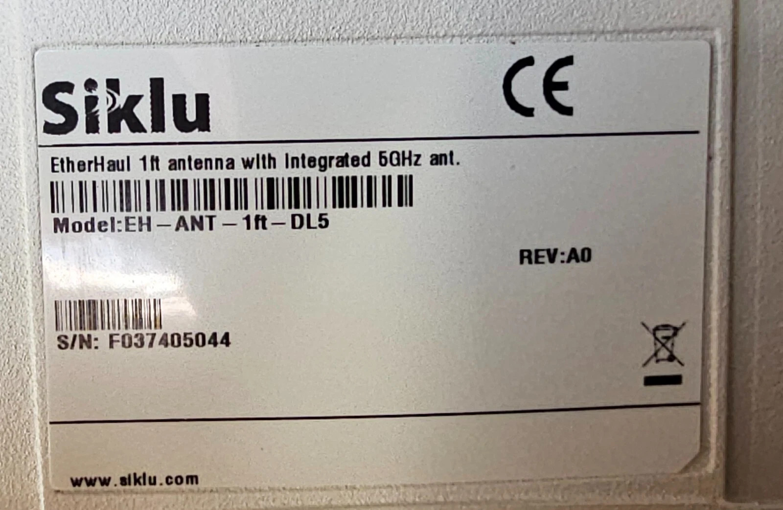 SIKLU Etherhaul E-Band Antenna EH-ANT-1ft DL5 Microwave Antenna Point To Point