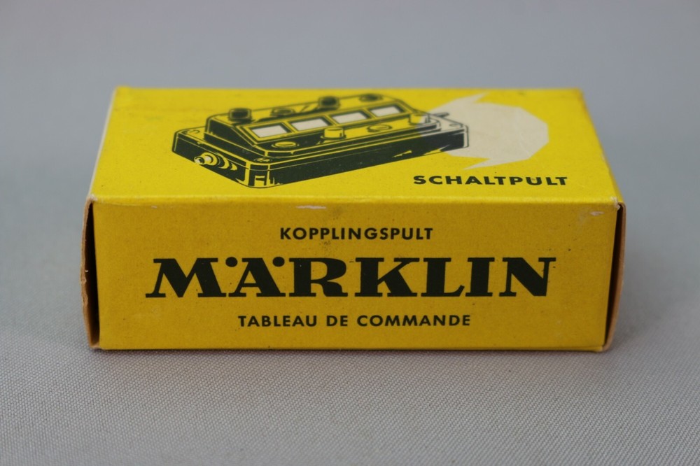ZU130 Marklin 7210 HO Control Panel Schalptult Switch Panel Schakelbord