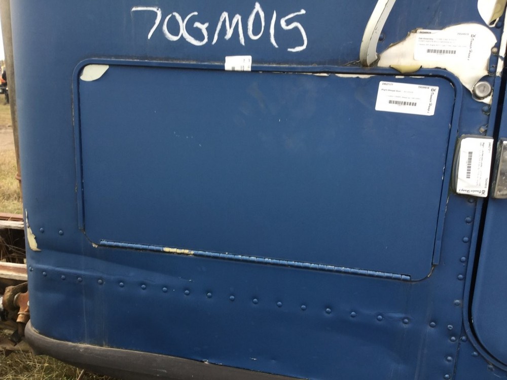 GMC ASTRO Right/Passenger Sleeper Door - Used