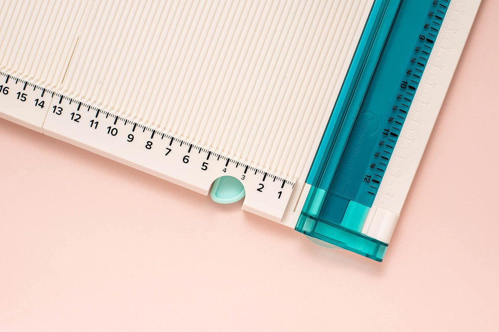 Makers Comfort Trim & Score Board