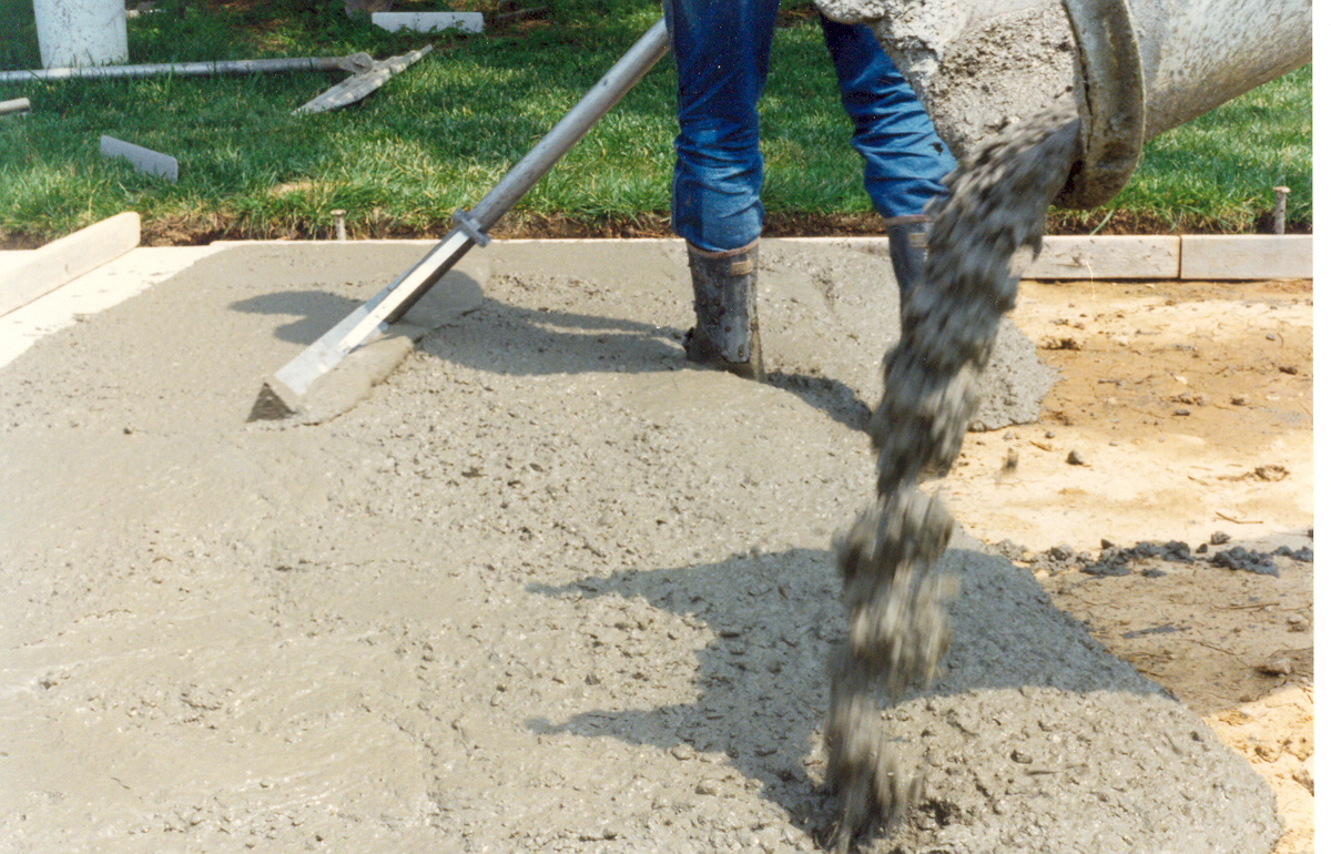 SCRUTE Screed and Floating Concrete Grade Tool...