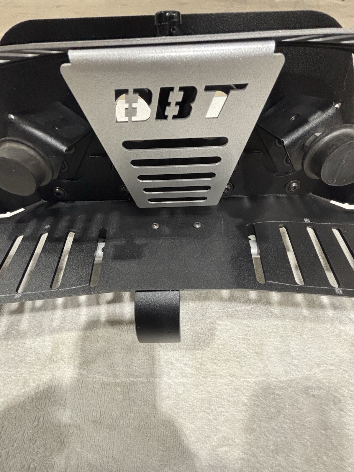 Bass Boat Technologies Mega Dual Graph Mount Ranger Boat