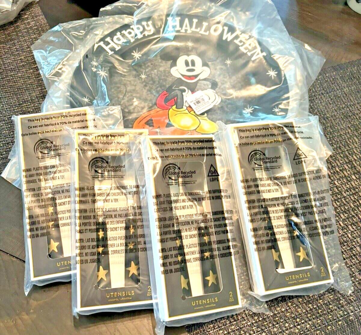 Disney Pottery Barn holiday Mickey Halloween Peanuts Dinner Party Plate SET 8 !