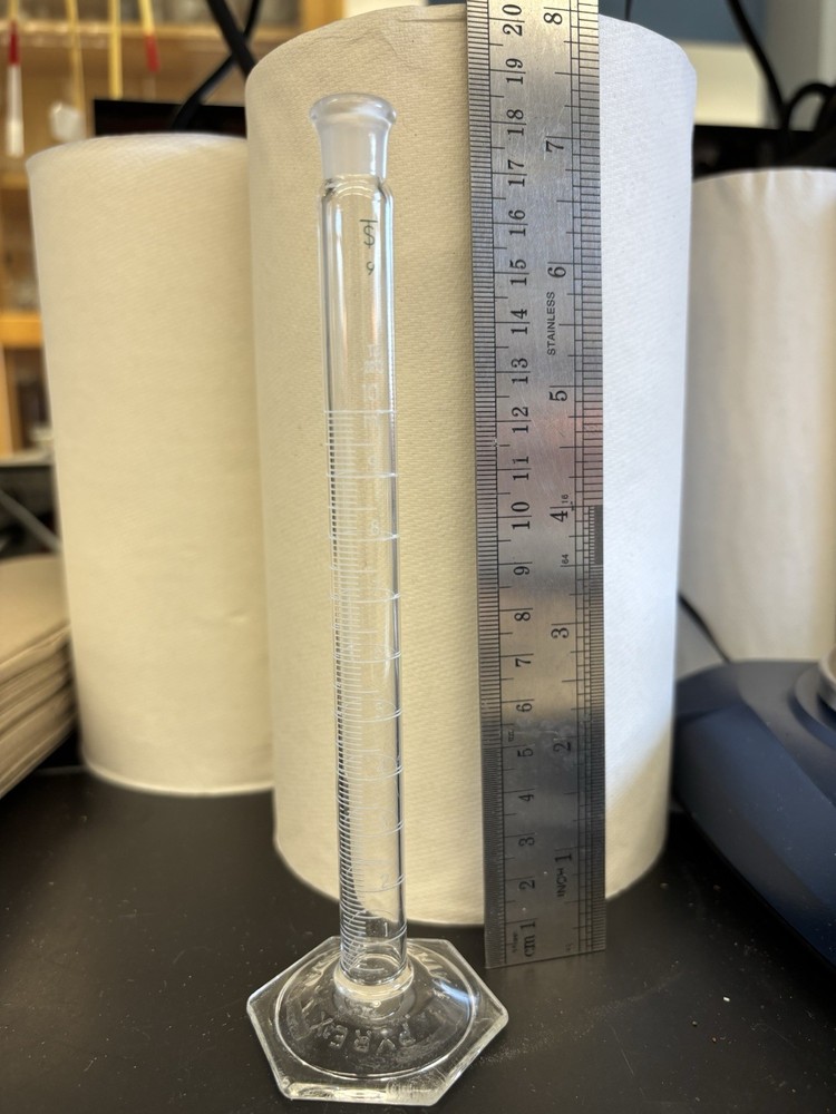 10 ml Volumetric Cylinder Pyrex