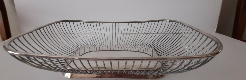 Vintage 11.75 Silver-plate Rectangle Wire Bread Fruit Basket Table Serve Décor