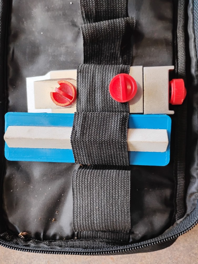 Smith's knife sharpener kit