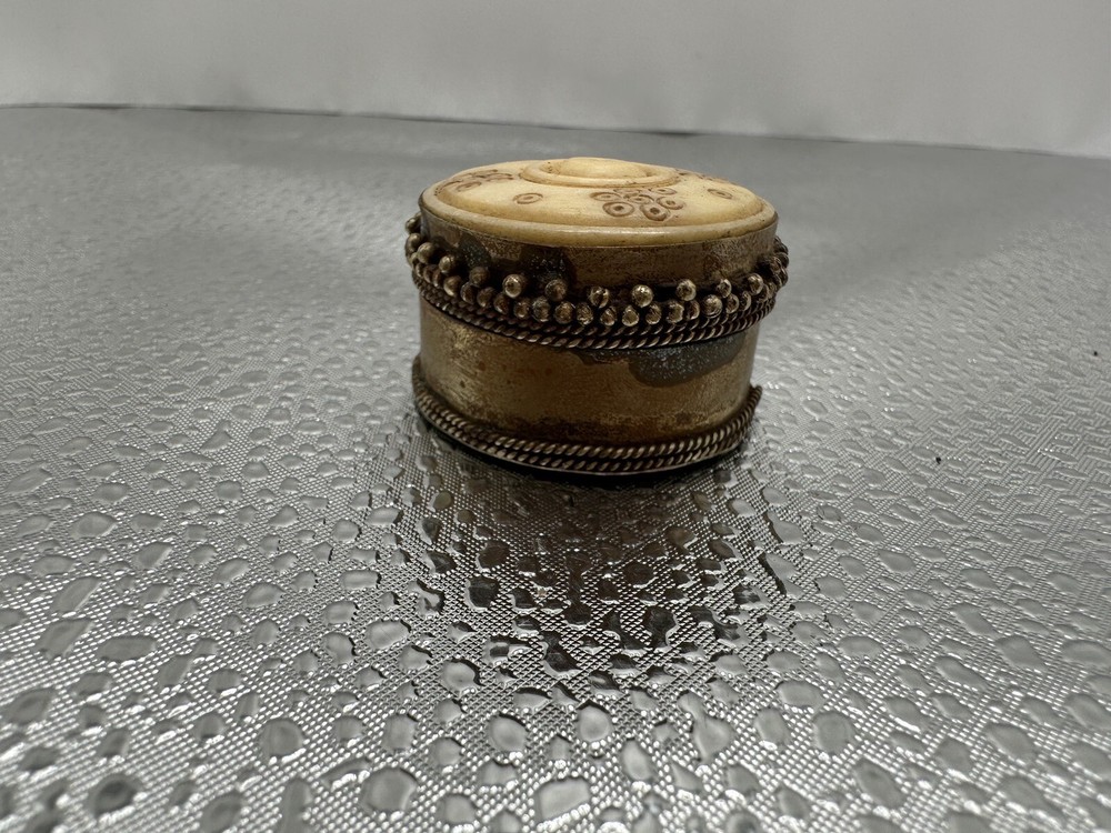 Spice Box 1x1.5"