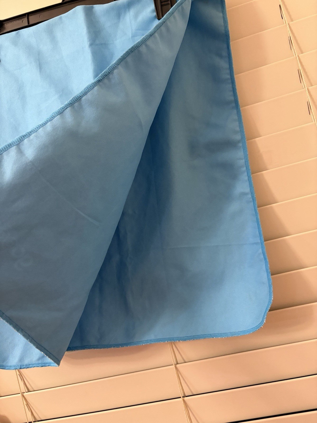 GoCool Brand Cooling Towel Wrap Blue Gym Workout Outdoor Neck Sweat 15” x 36”