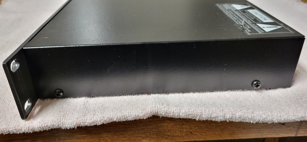 DBX 1066 Dual Compressor Gate Limiter (C)