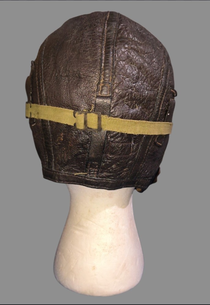 WW2 US Leather Flight Helmet And Goggles