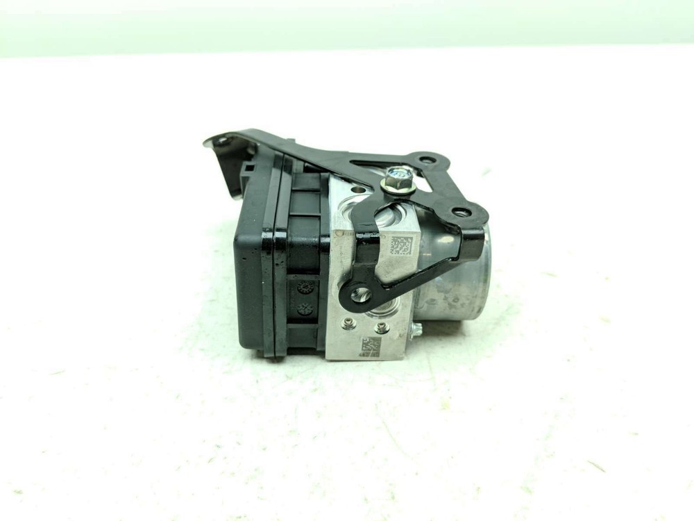 22 Yamaha XSR900 ABS System Pump