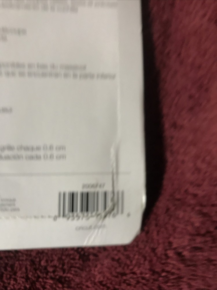 cricut portable trimmer Easy-Glide System New damaged box