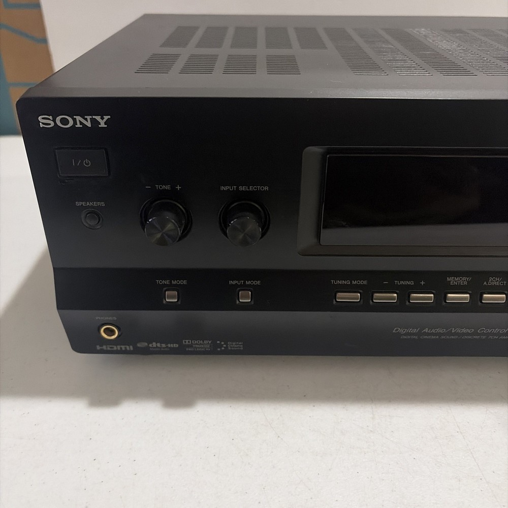 Sony STR-DH520 7.1 Channel 3D AV Receiver Bundle w/ Remote - Untested