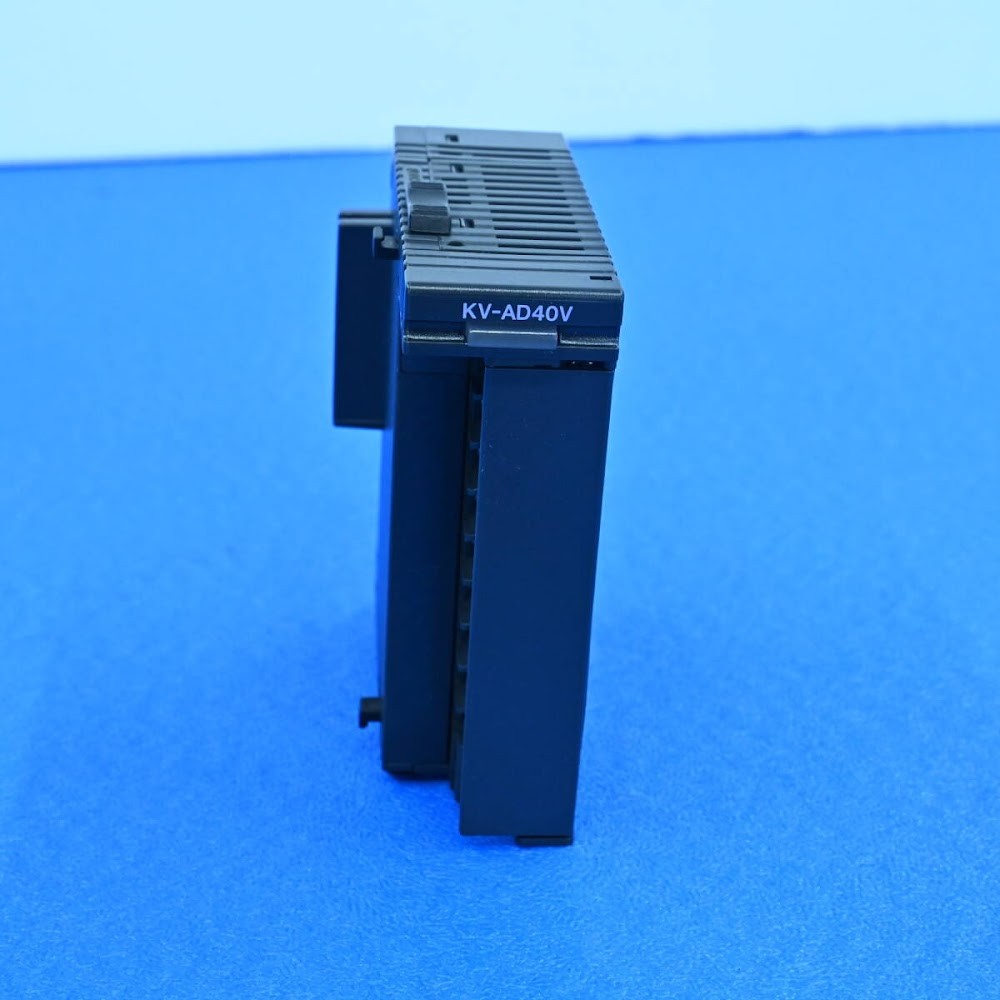 KEYENCE KV-AD40V Analog Output Unit Excellent Condition USED