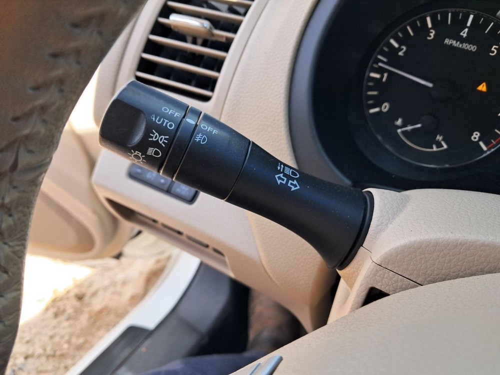 ALTIMA 2017 Glove Box 5000456