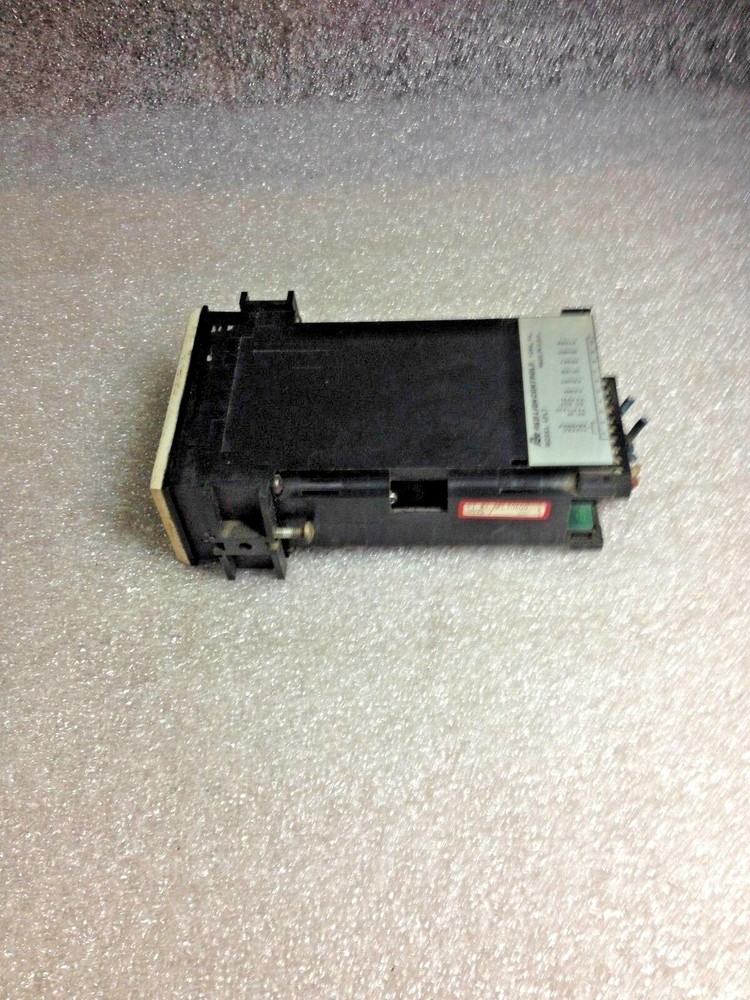 Red Lion Controls APLT0600 Totalizer