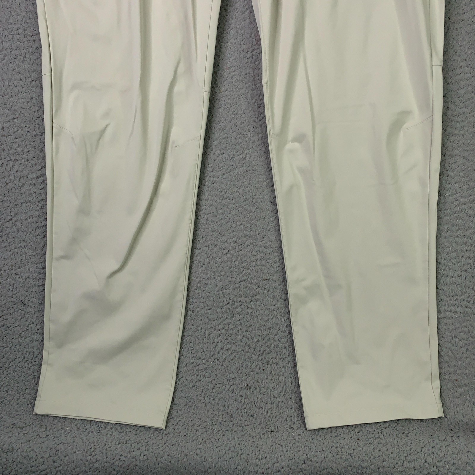 Rhone Pants Mens 40x33 Beige Commuter Tech Travel Stretch Golf Performance