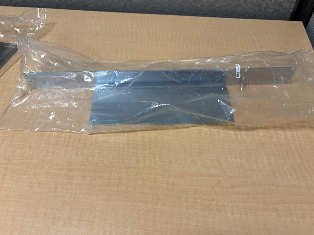 Cisco ACS-UC500RM-19 Rack Mount Kit – New Open Box