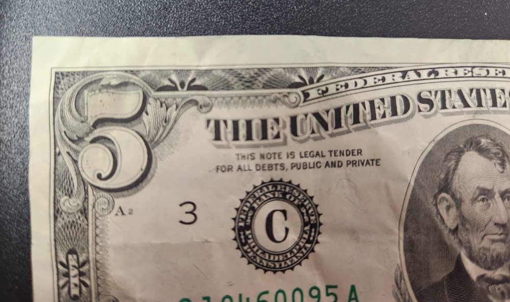 1985 5 dollar bill Miscut ERROR
