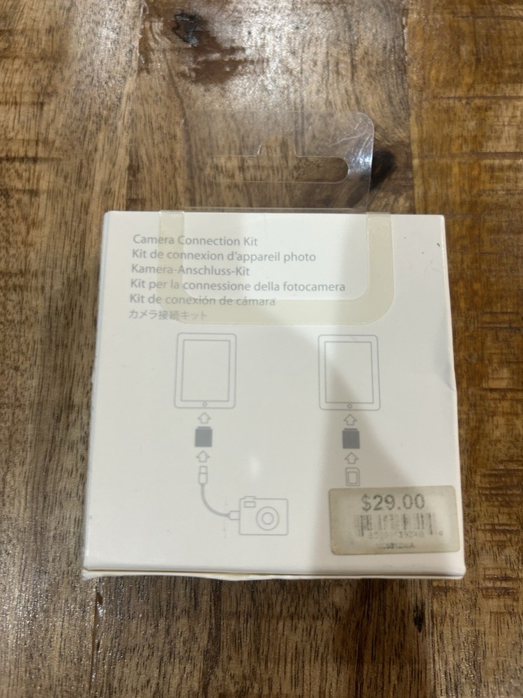 Apple iPad/iPod Camera Connection Kit MC531ZM/A USB & SD Card Reader