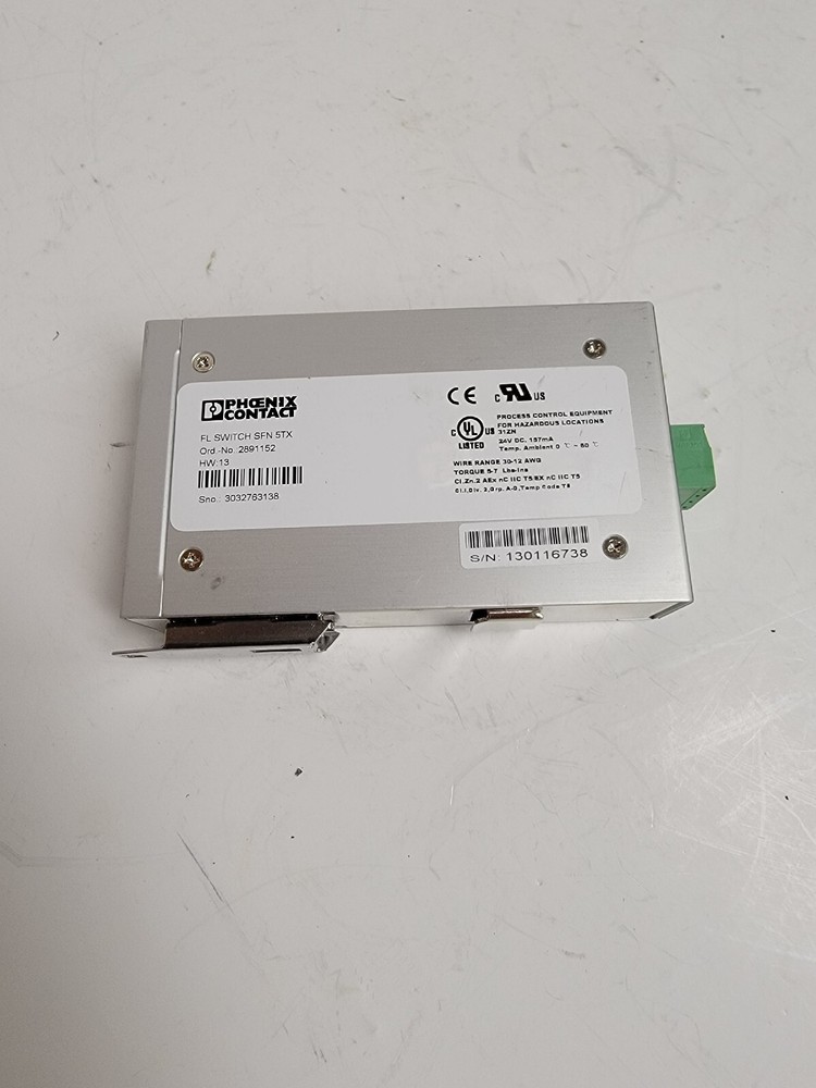 PHOENIX CONTACT FL SWITCH SFN 5TX. ETHERNET SWITCH.