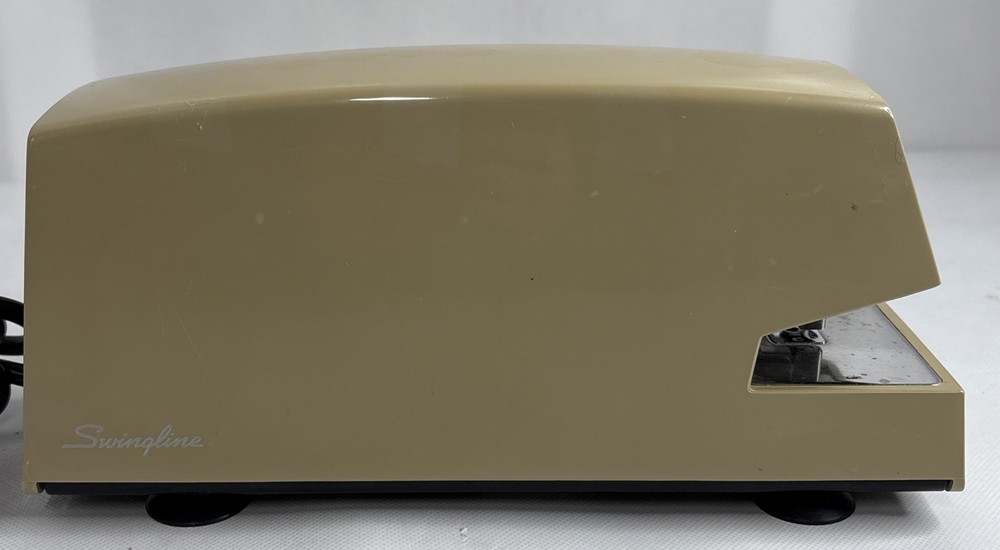Swingline Model 67 Electric Automatic Stapler Vintage Beige Working