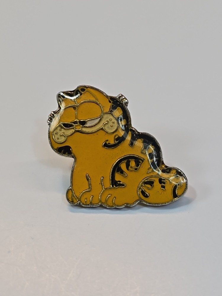 Garfield Orange Cartoon Cat Lapel Pin