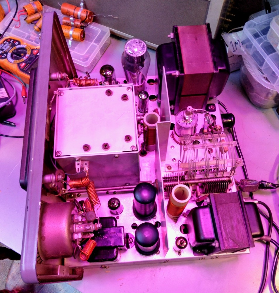 JOHNSON VIKING RANGER TRANSMITTER - FULLY FUNCTIONAL - SN:60853