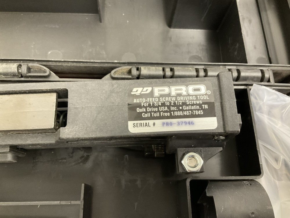 NEW QD PRO300 Auto Feed Screw Driving Tool