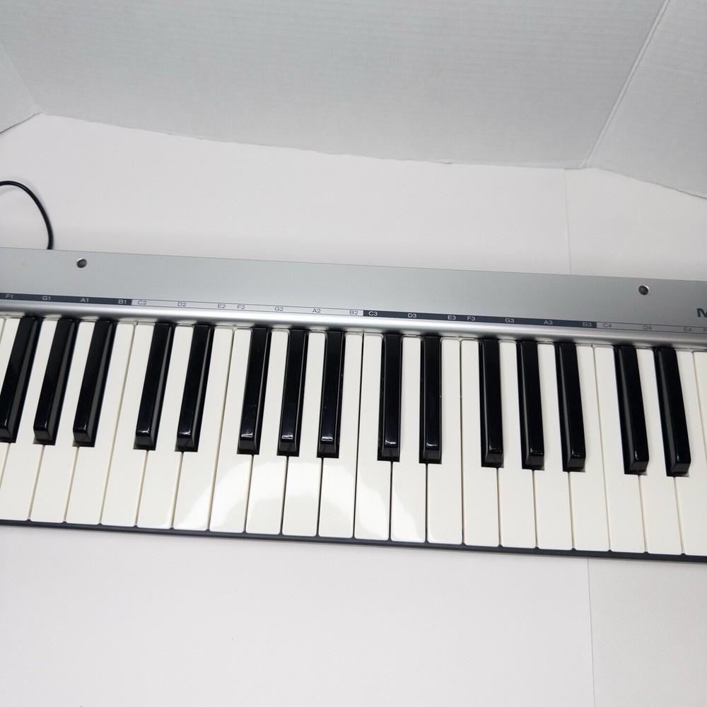 M-Audio NOT TESTED (KeyStudio) 49 - 49 Key USB MIDI Keyboard Controller