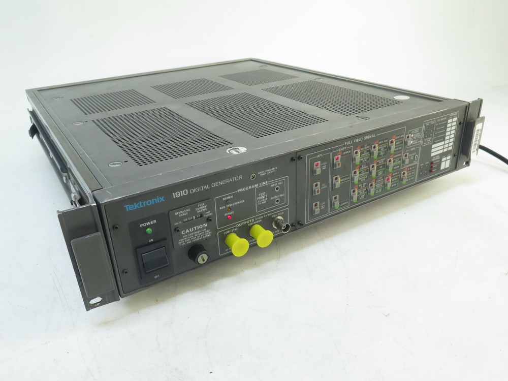 TEKTRONIX 1910 Digital Signal Generator