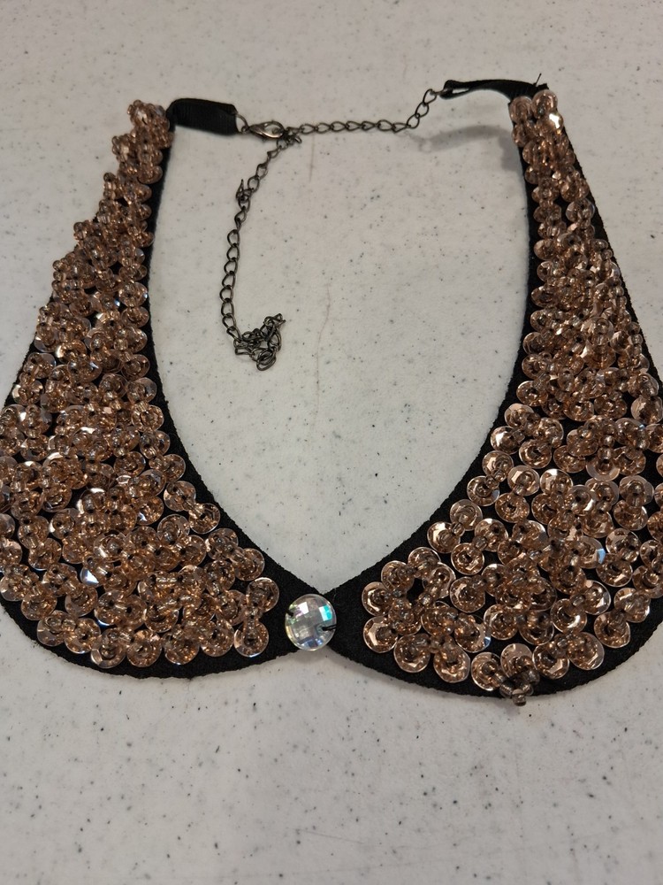Detachable statement collars