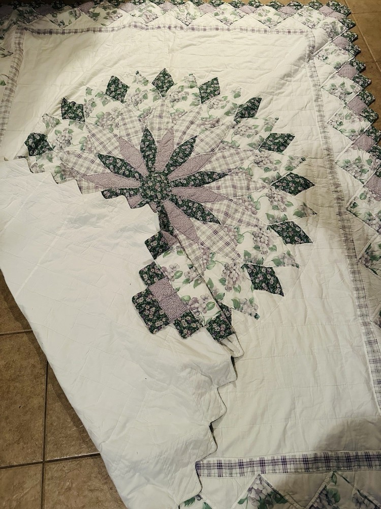 Cutters Handmade quilt.