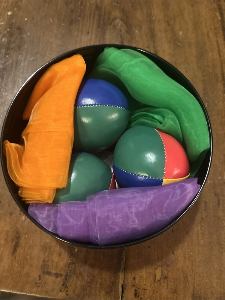 Mister M : The Ultimate Juggling Set Read Description