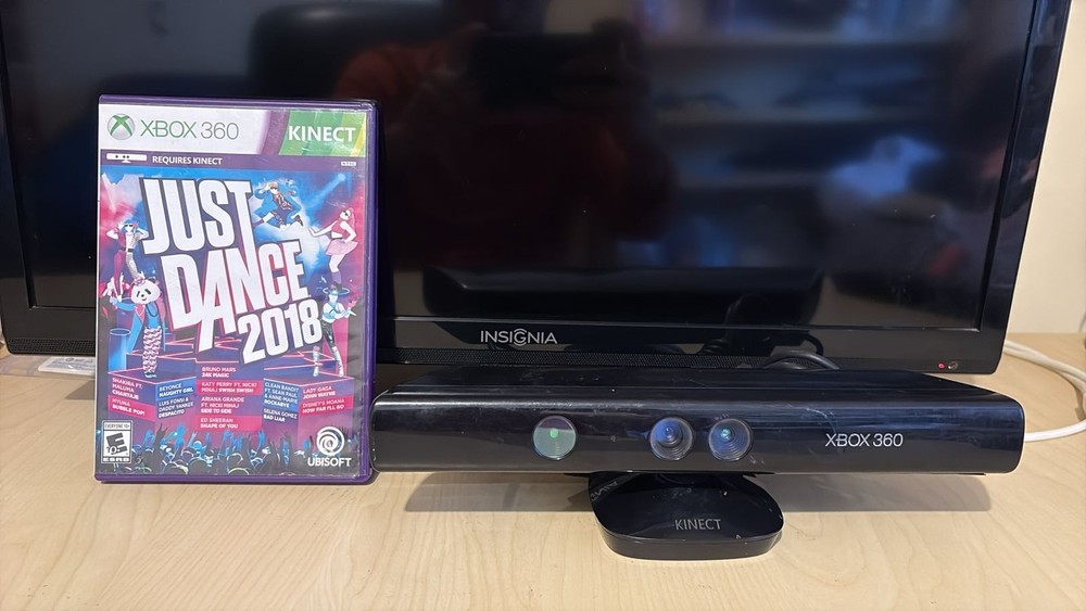 Official Microsoft Xbox 360 Kinect Motion Sensor Bar + Just Dance 2018