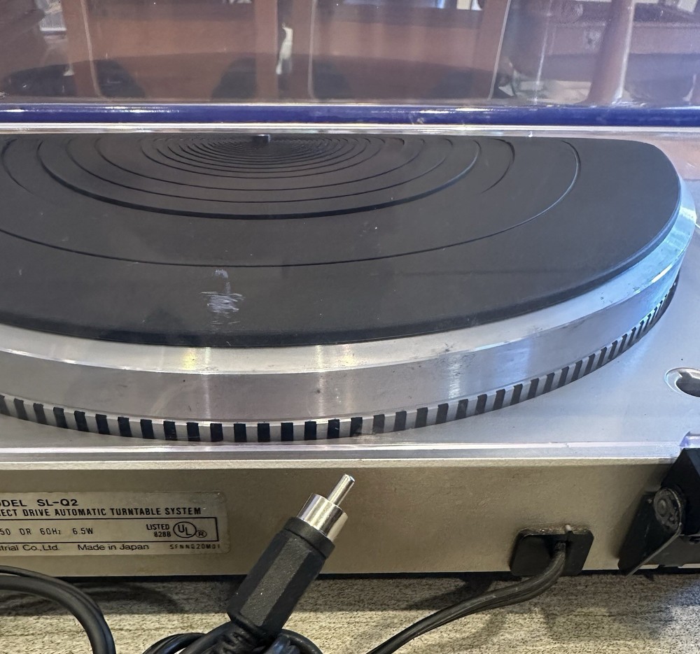 Technics SL-Q2 Semi-Automatic Quartz Direct Drive Turntable Serviced