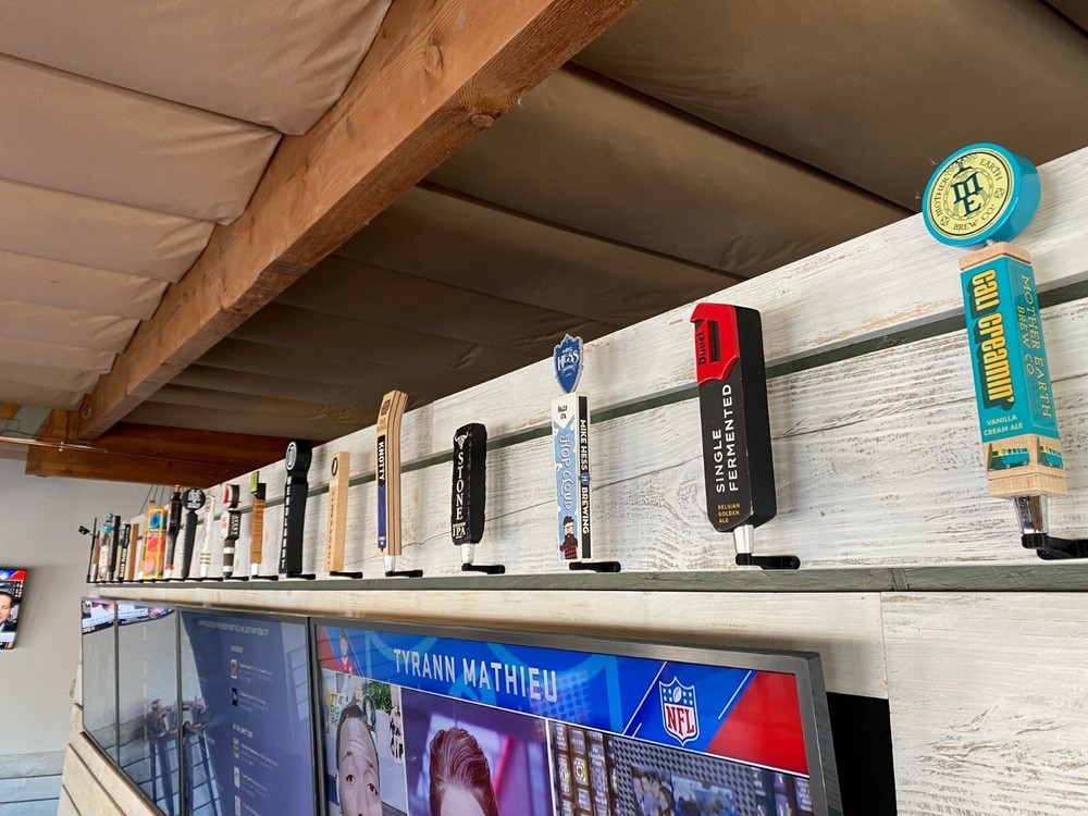 Tap Handle Display Hooks