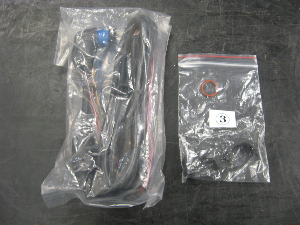 Garmin 010-11425-05 Marine NMEA 19-Pin Right Angle Threaded Collar 0183 Cable