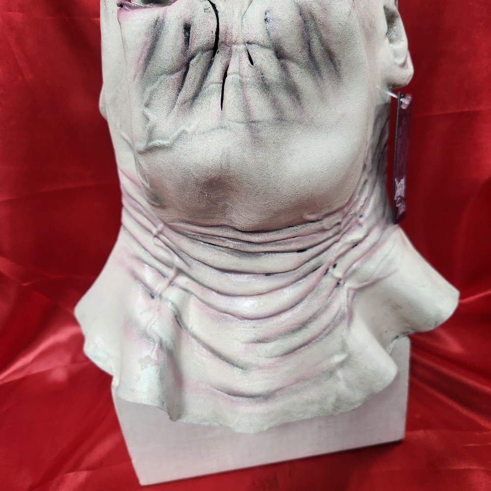 Death Studios Collection Upside Down - Trick or Treat Studios
