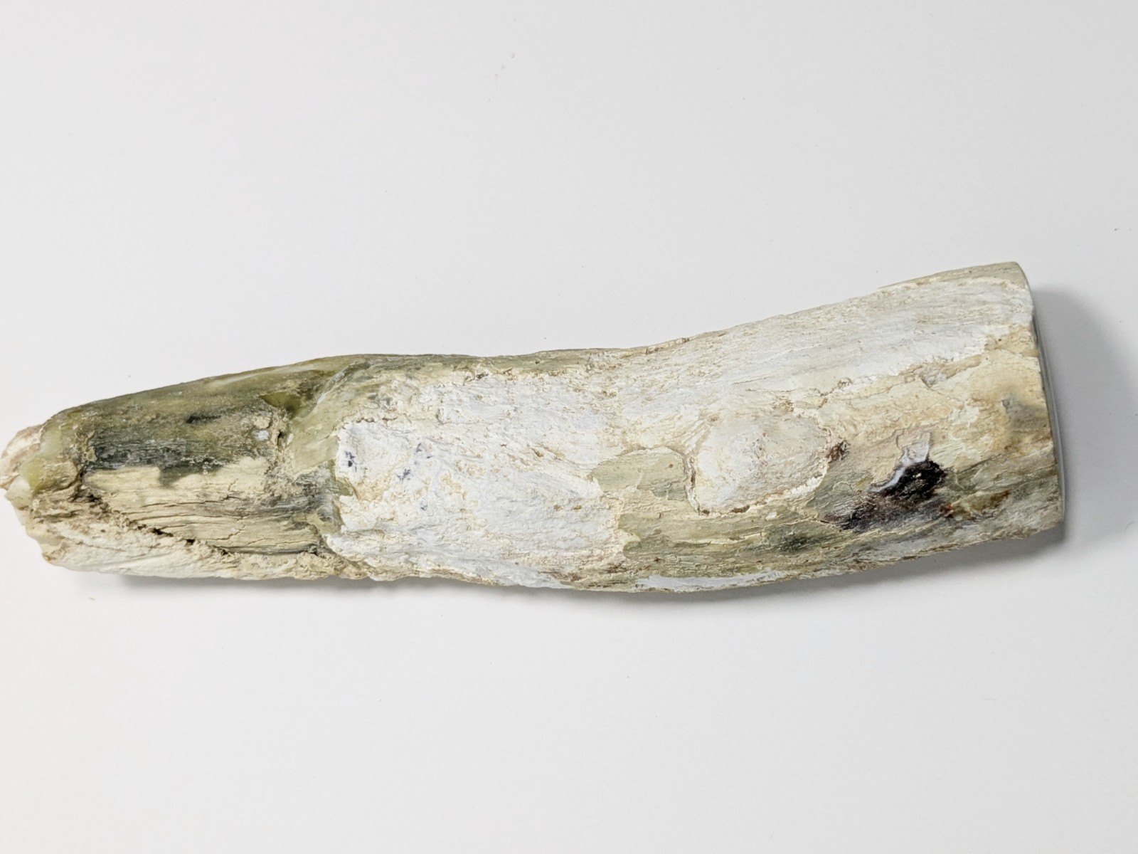 Chalcedony specimen 239 grams Raw chalcedony, rod shaped