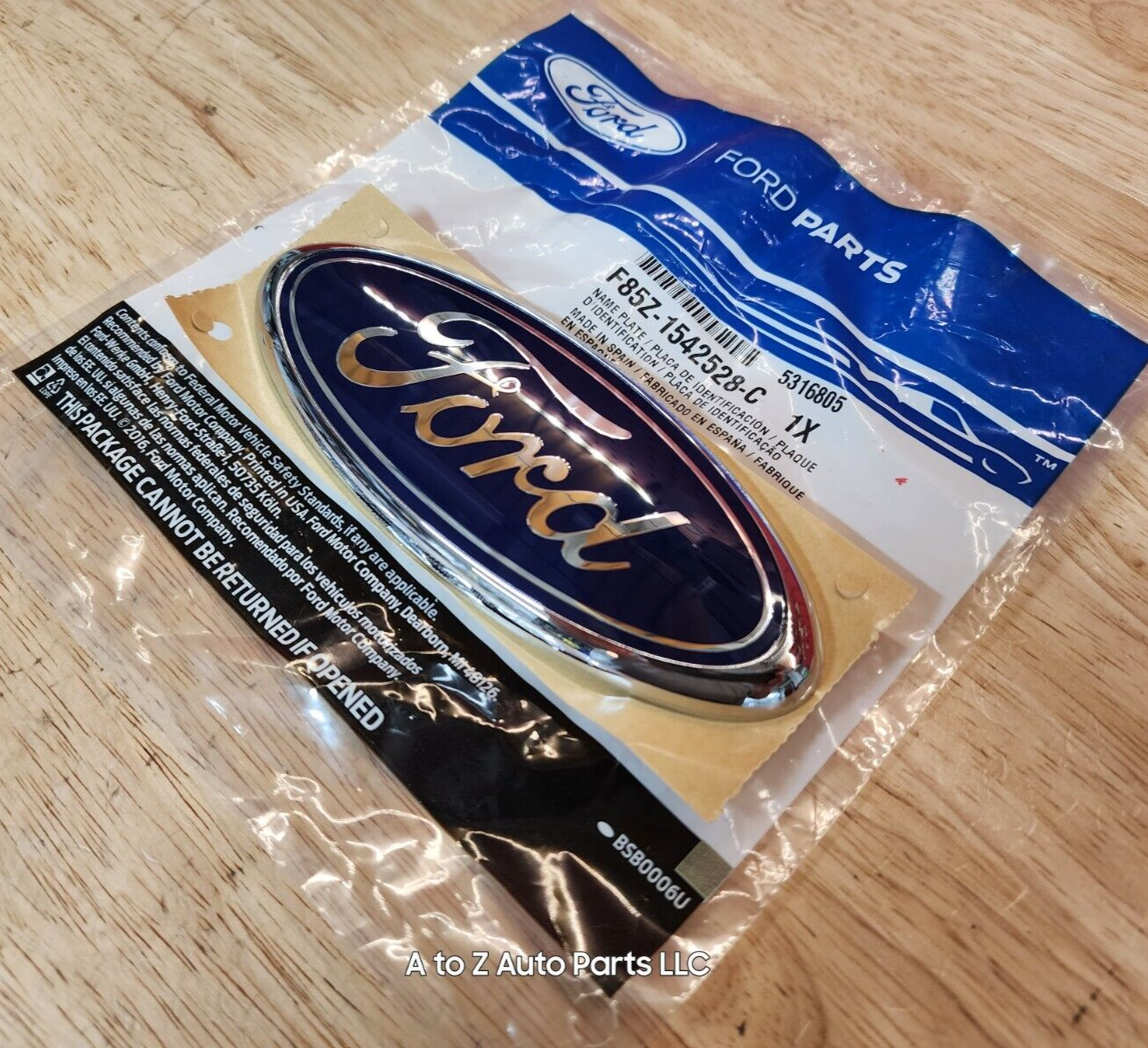 NEW 99-07 Ford F250 F350 SD, 00-05 Excursion, 99-03 F150 Tailgate Emblem, OEM