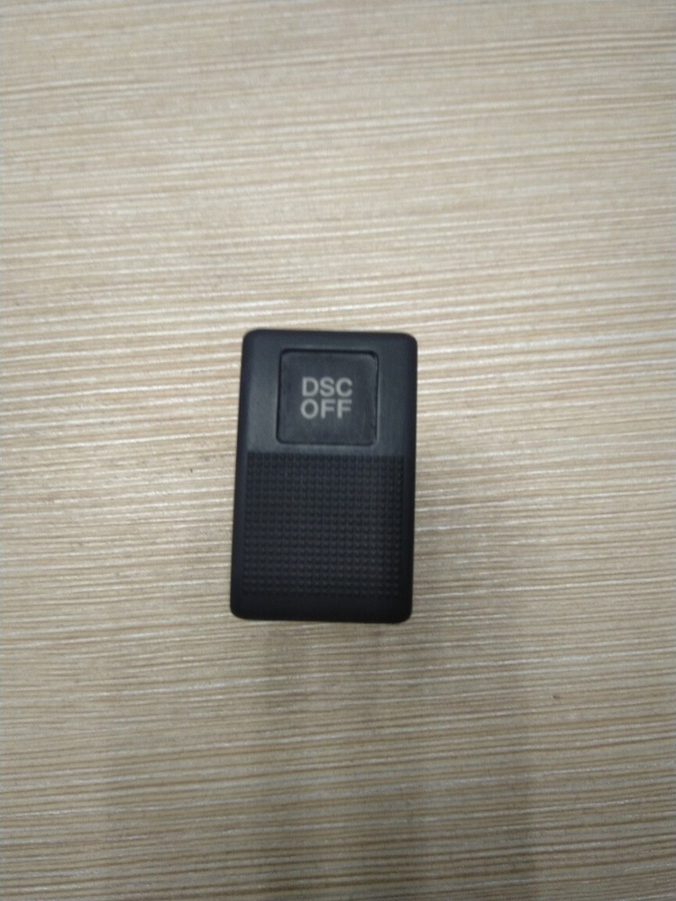 DSC control button 15A469 Mazda
