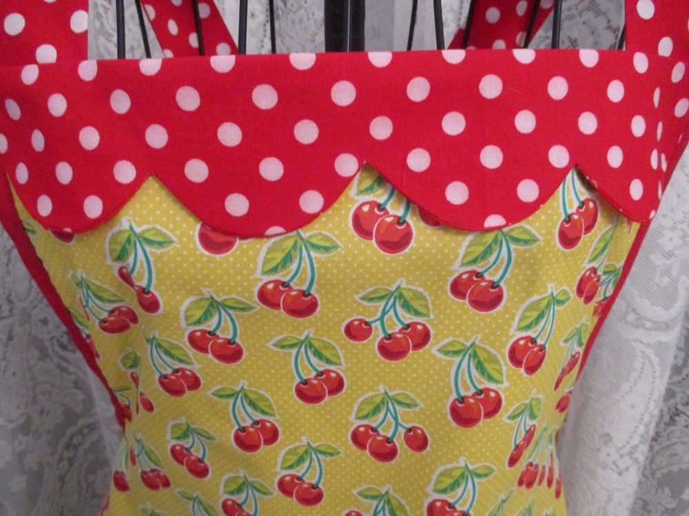 HANDMADE APRON CHERRIES